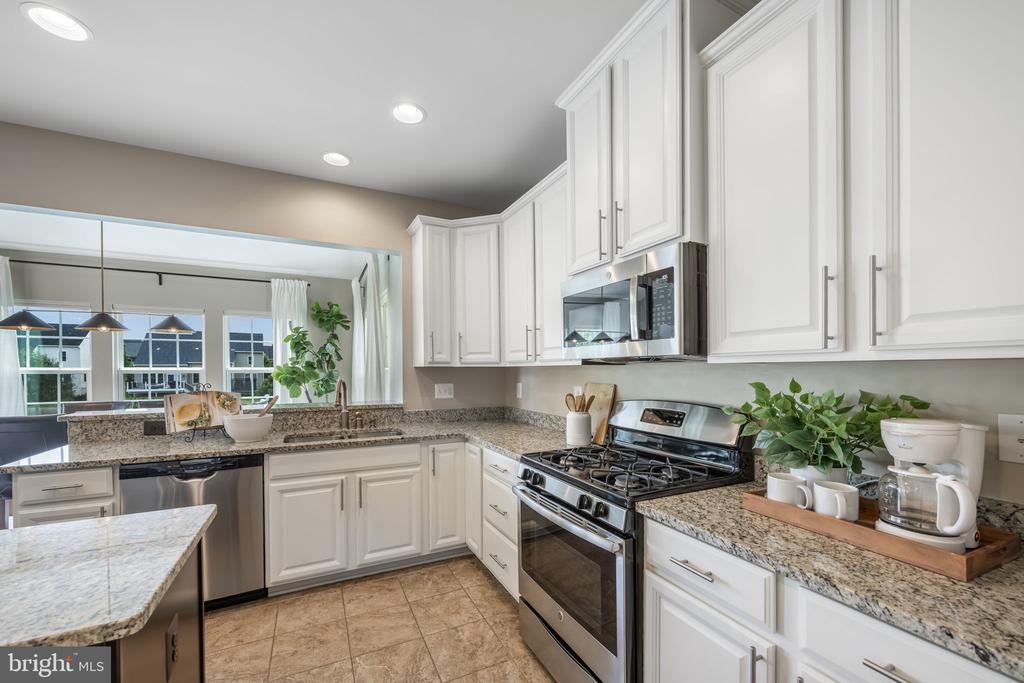 41833 WALDEN KNOLL COURT