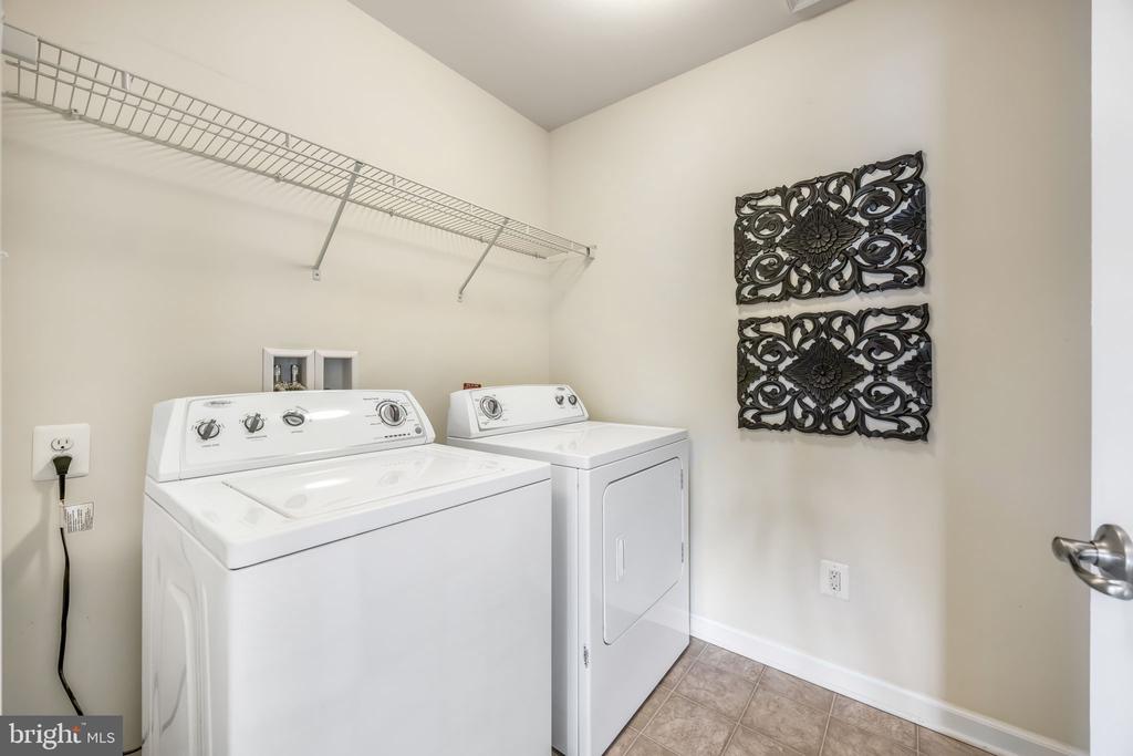 41833 WALDEN KNOLL COURT