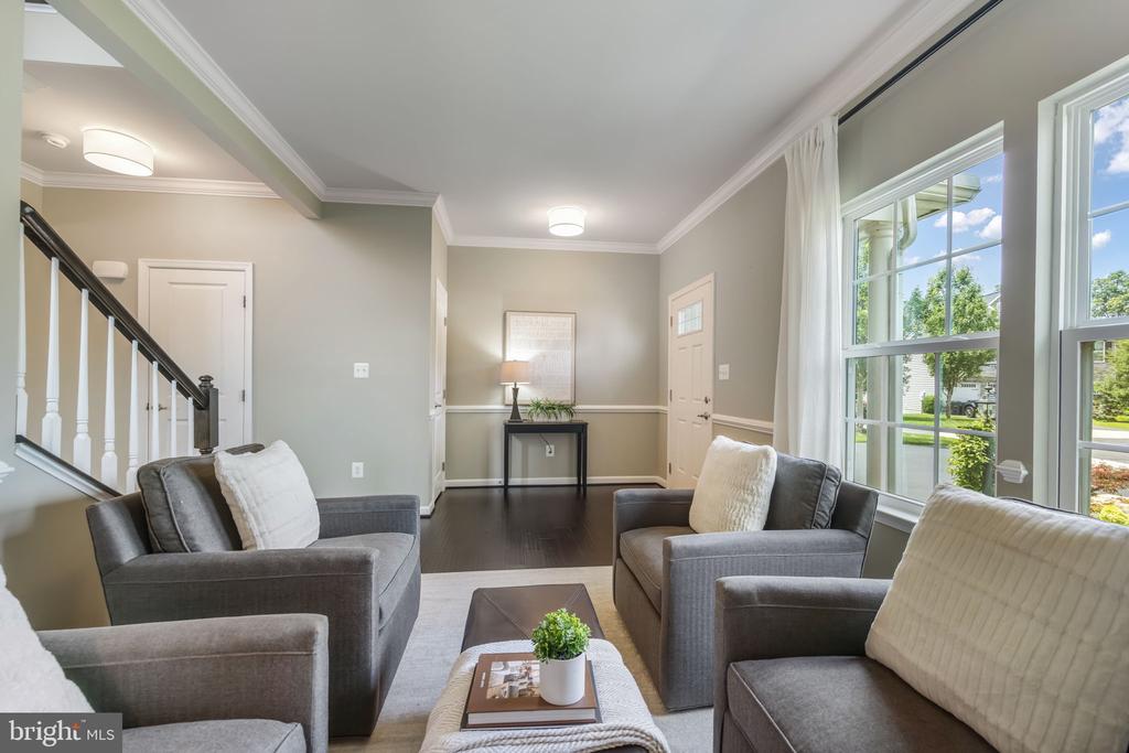 41833 WALDEN KNOLL COURT