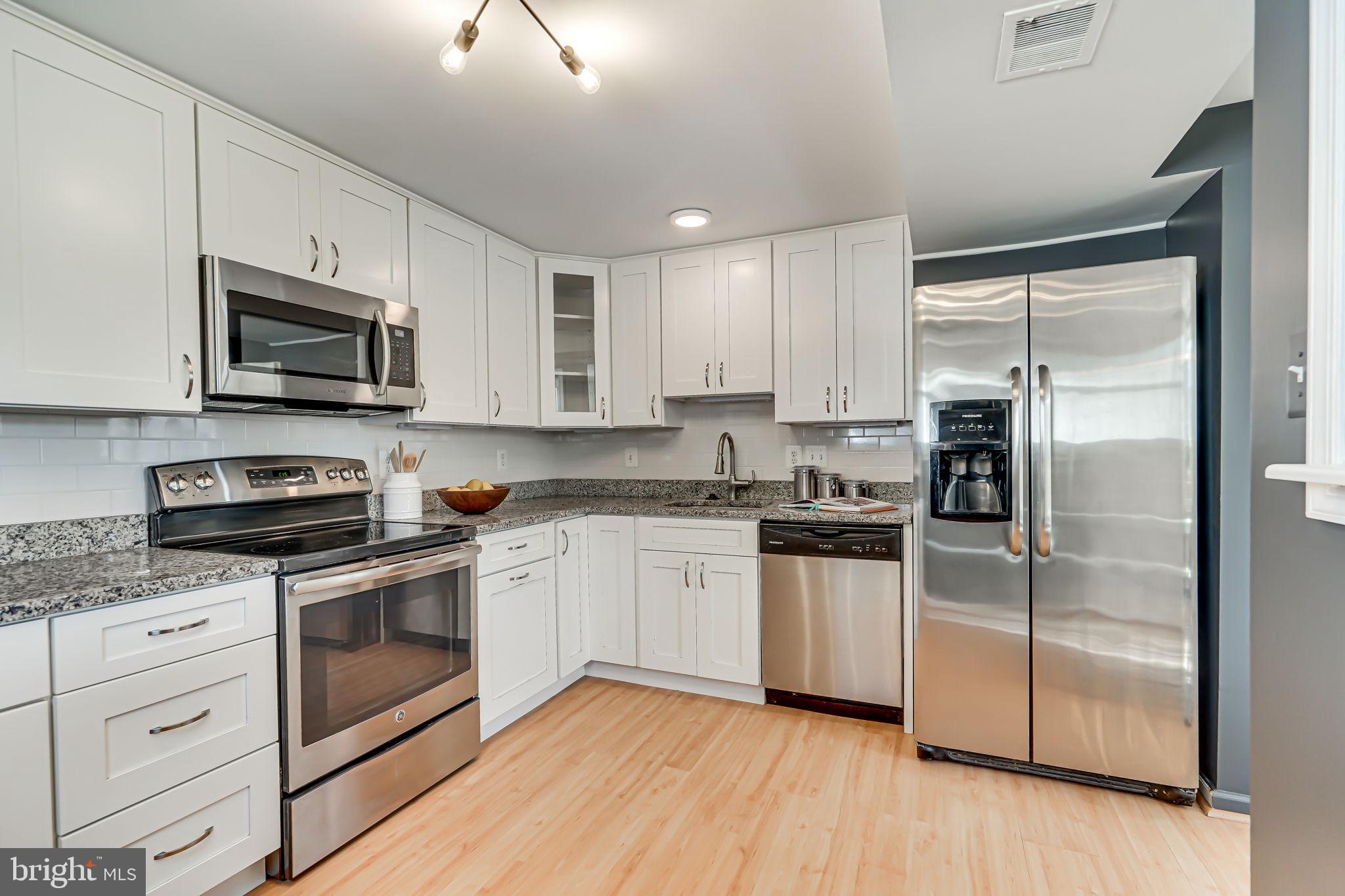5122 Leesburg Ct