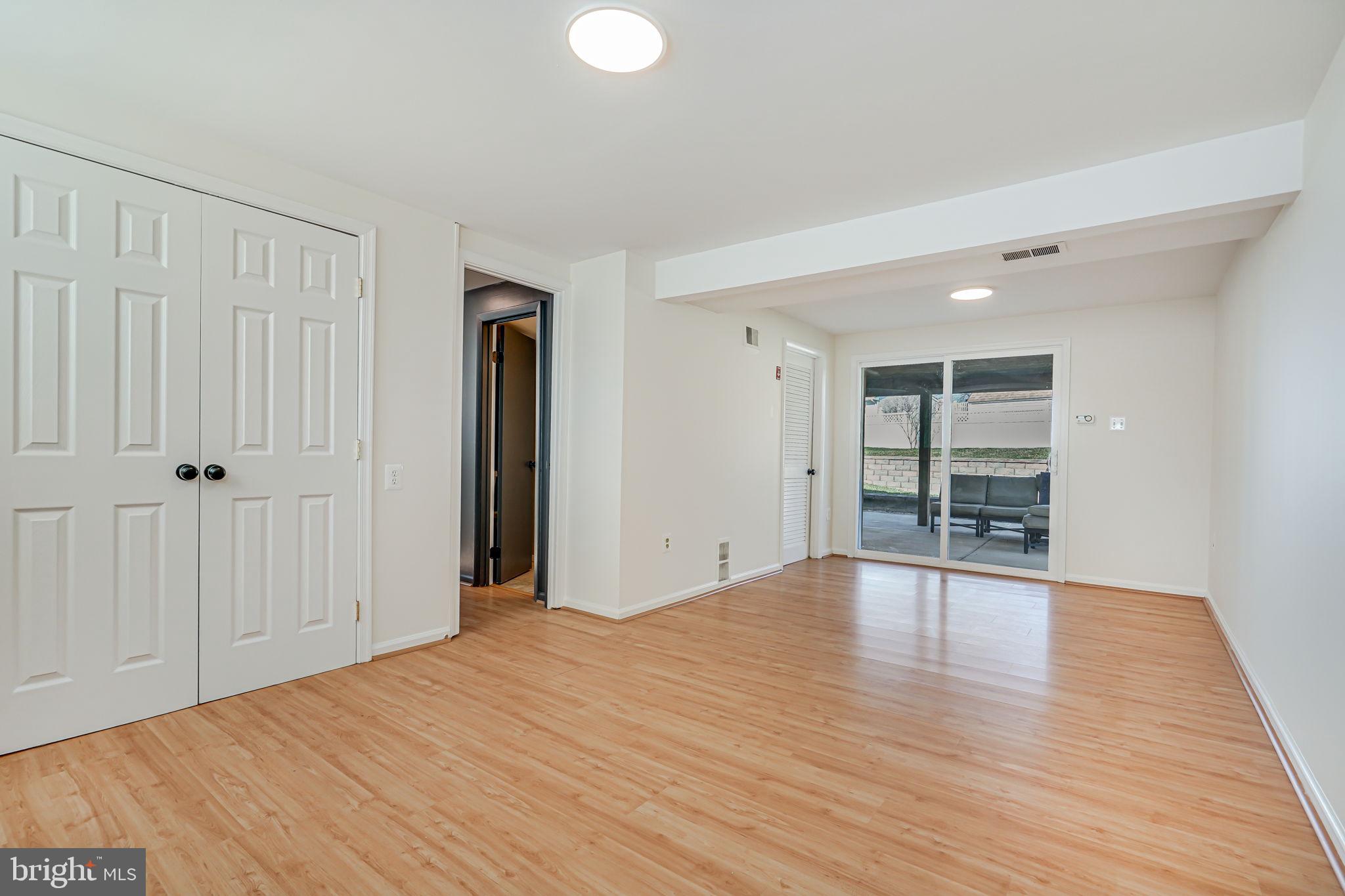 5122 Leesburg Ct