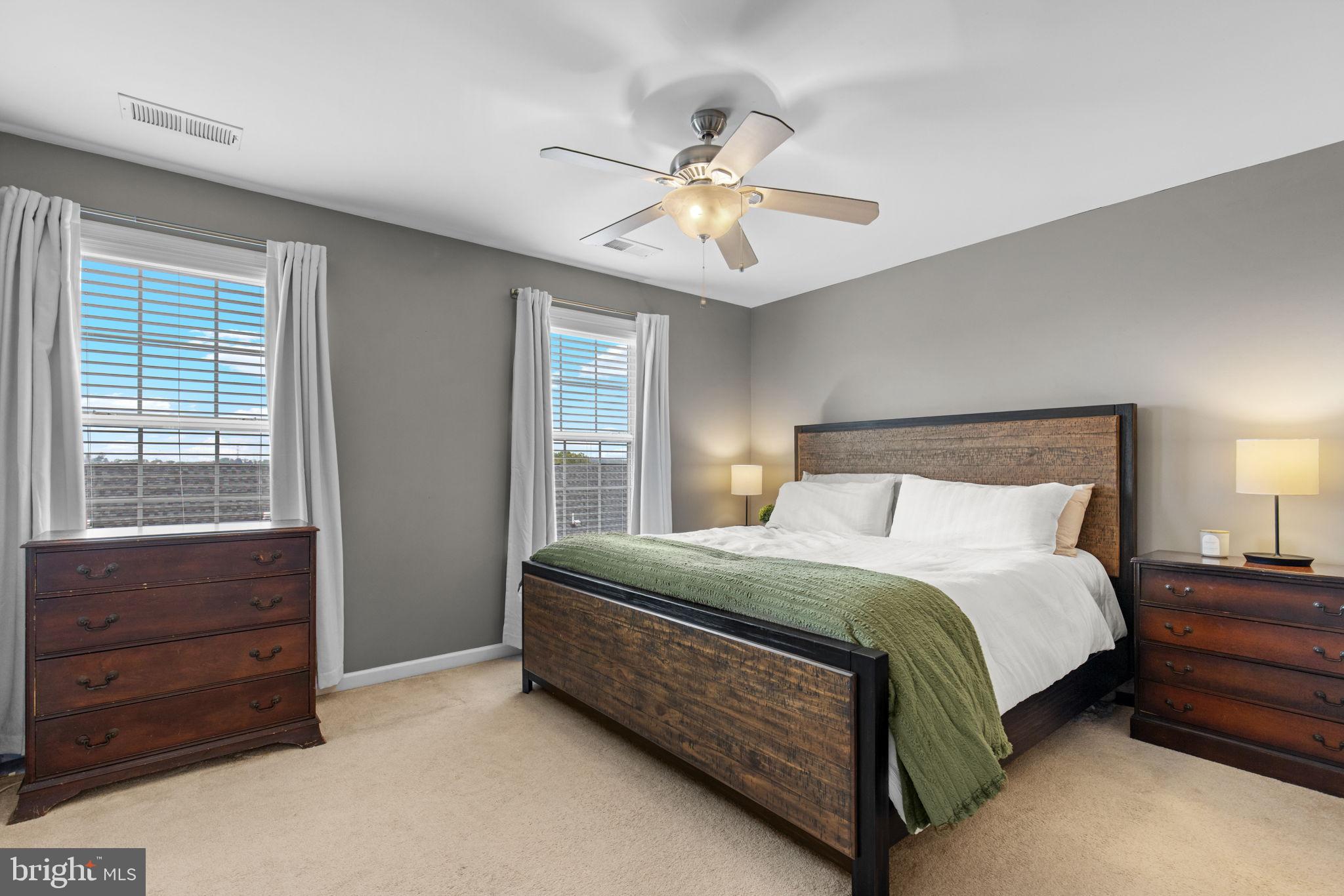 2904 TRUFFLE OAK PLACE