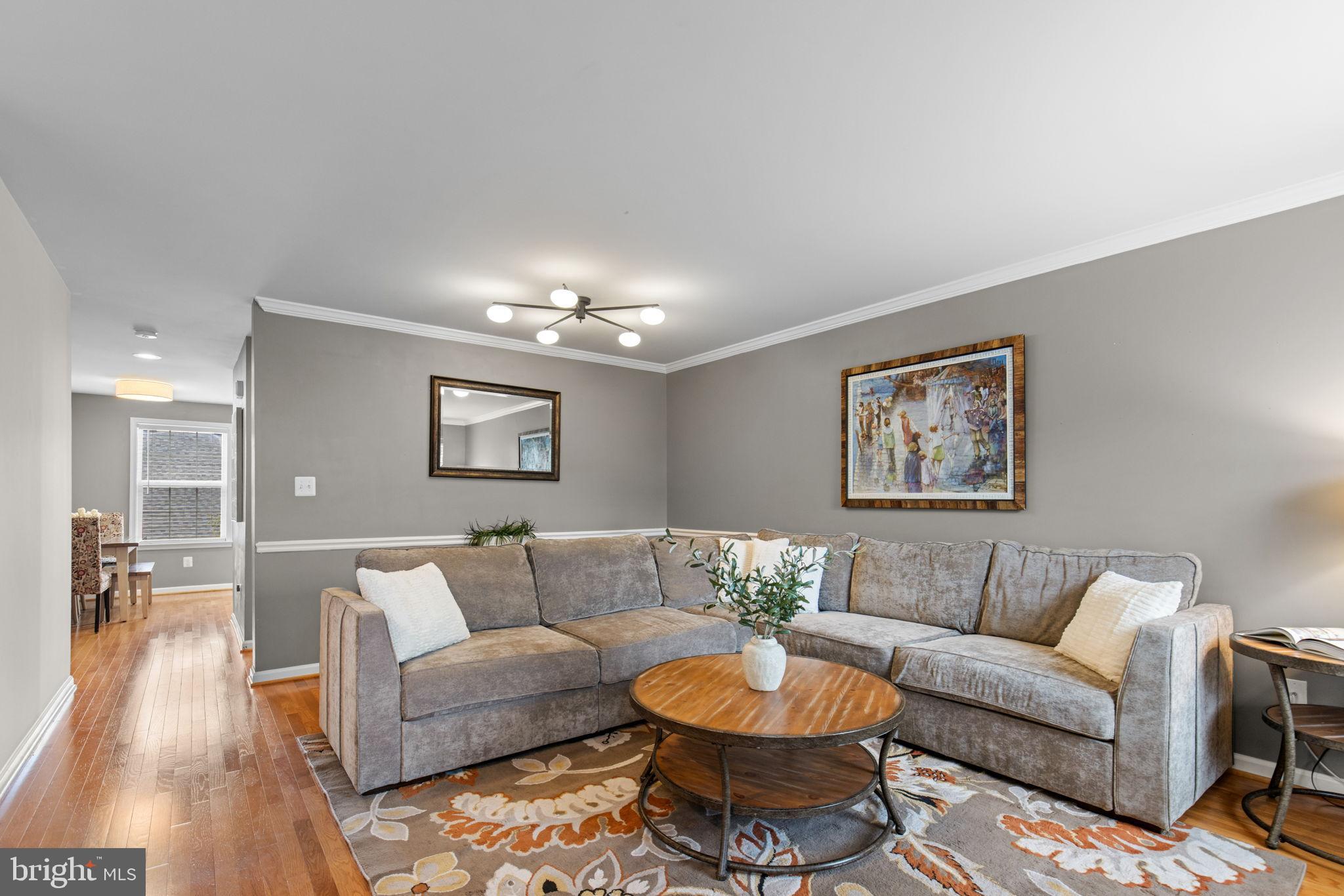 2904 TRUFFLE OAK PLACE