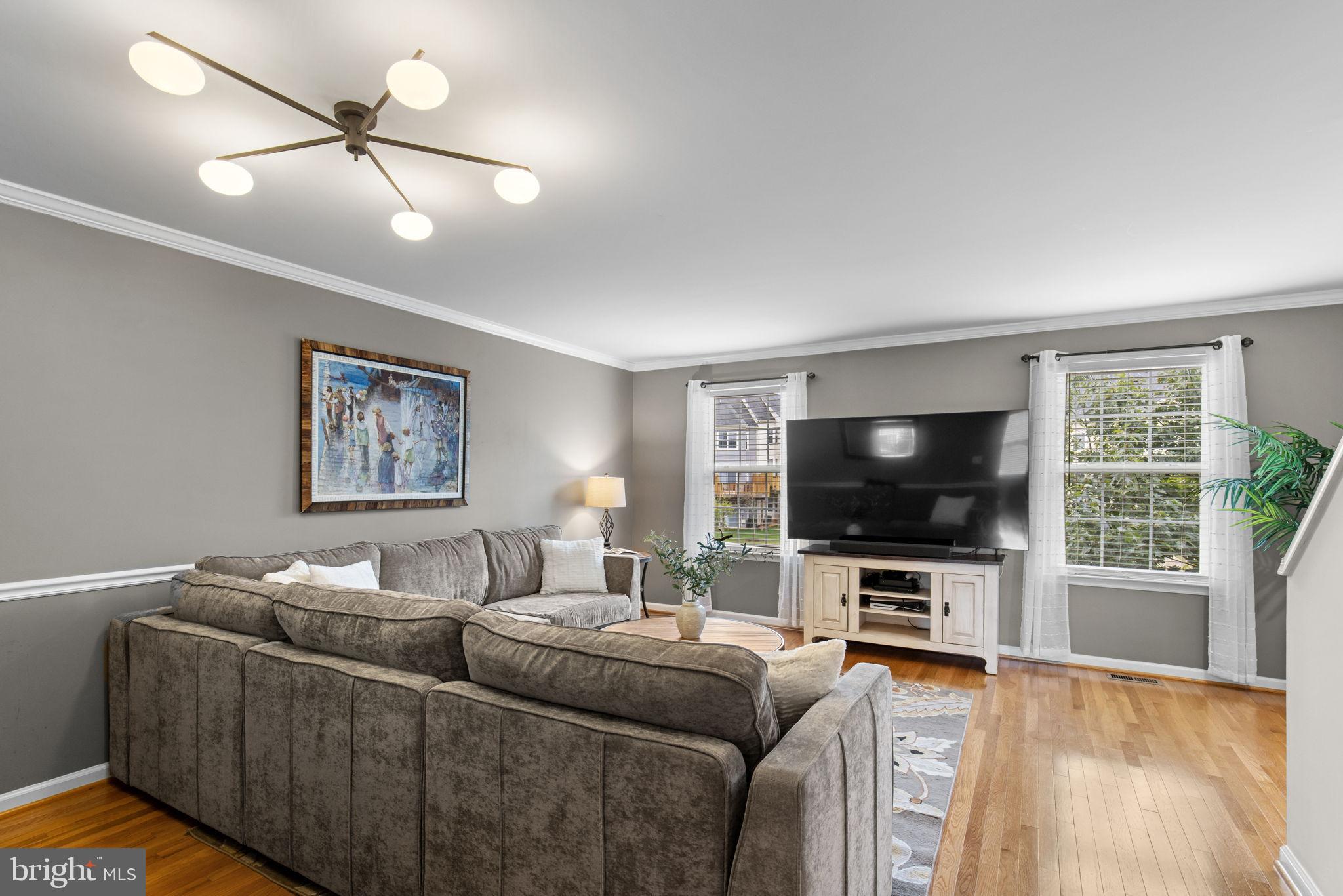 2904 TRUFFLE OAK PLACE