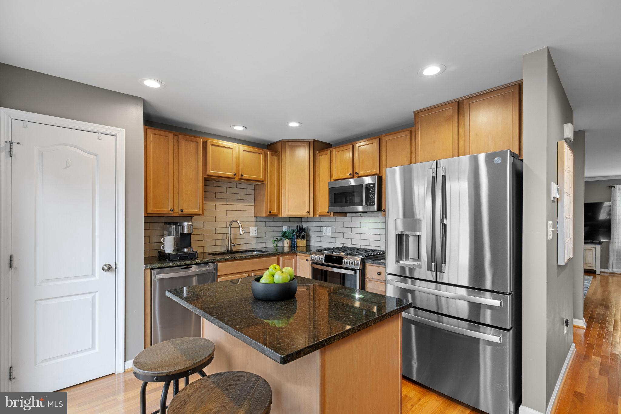 2904 TRUFFLE OAK PLACE
