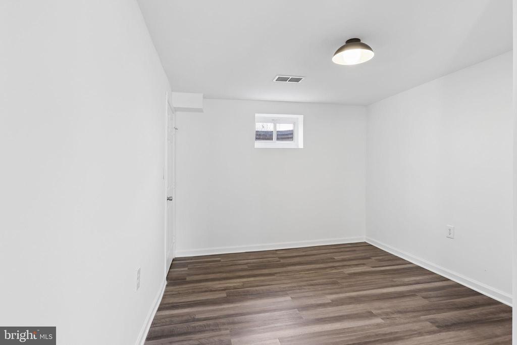 7413 SABIN DRIVE