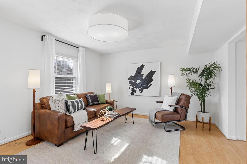 7413 SABIN DRIVE