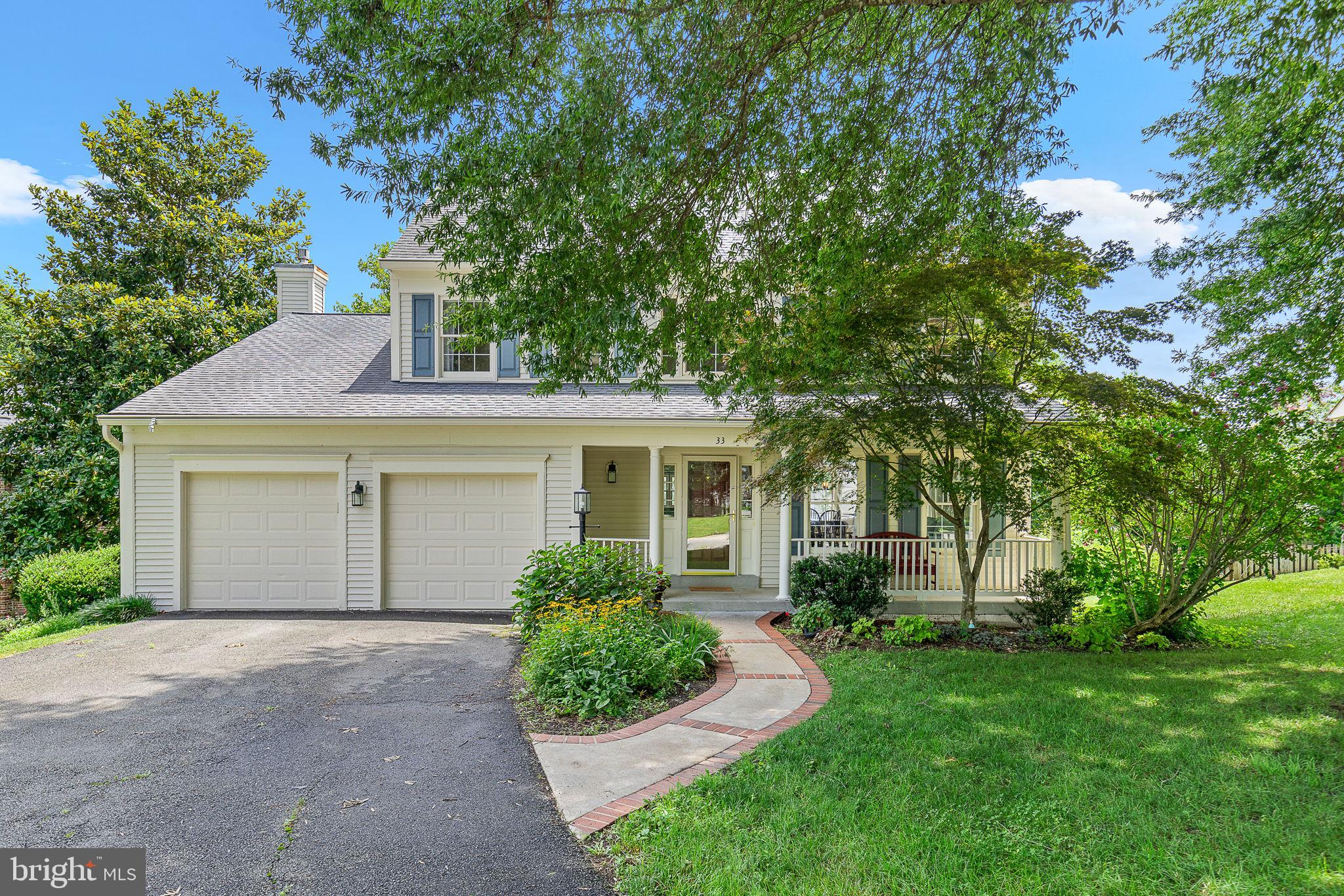 33 Westbrook Ln