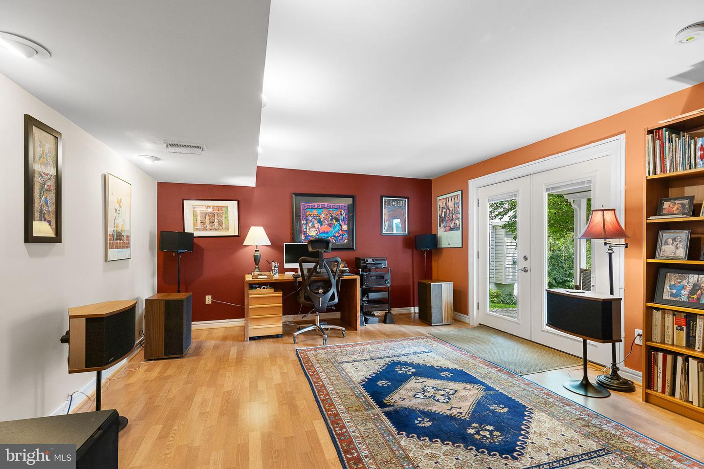 33 Westbrook Ln