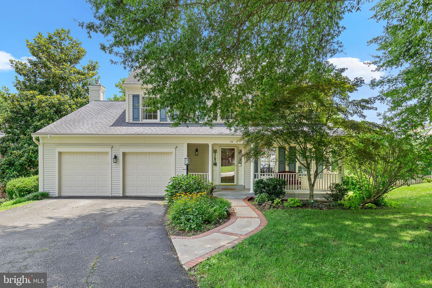 33 Westbrook Ln