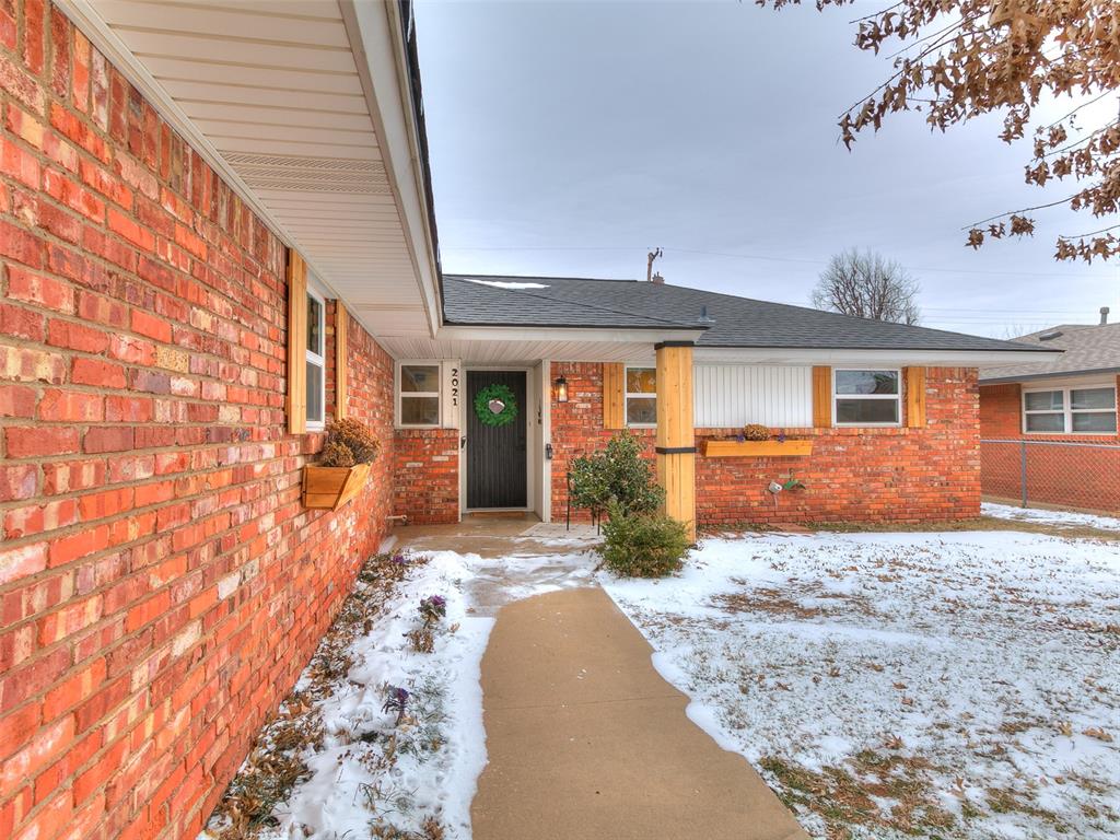 2021 Meeker Drive