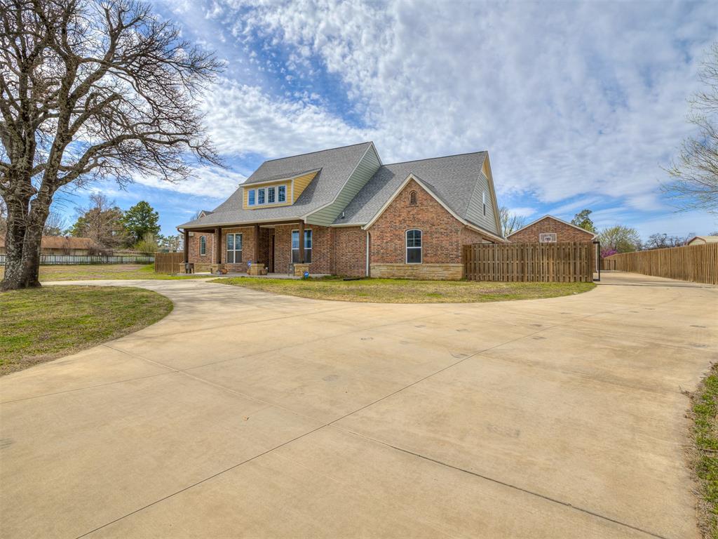 715 S Friendly Road
