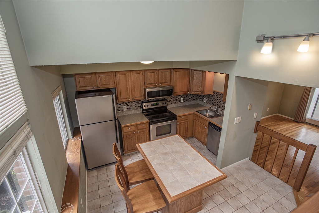 119 Tall Oaks Drive # I