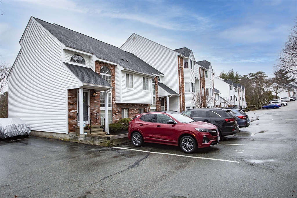 119 Tall Oaks Drive # I