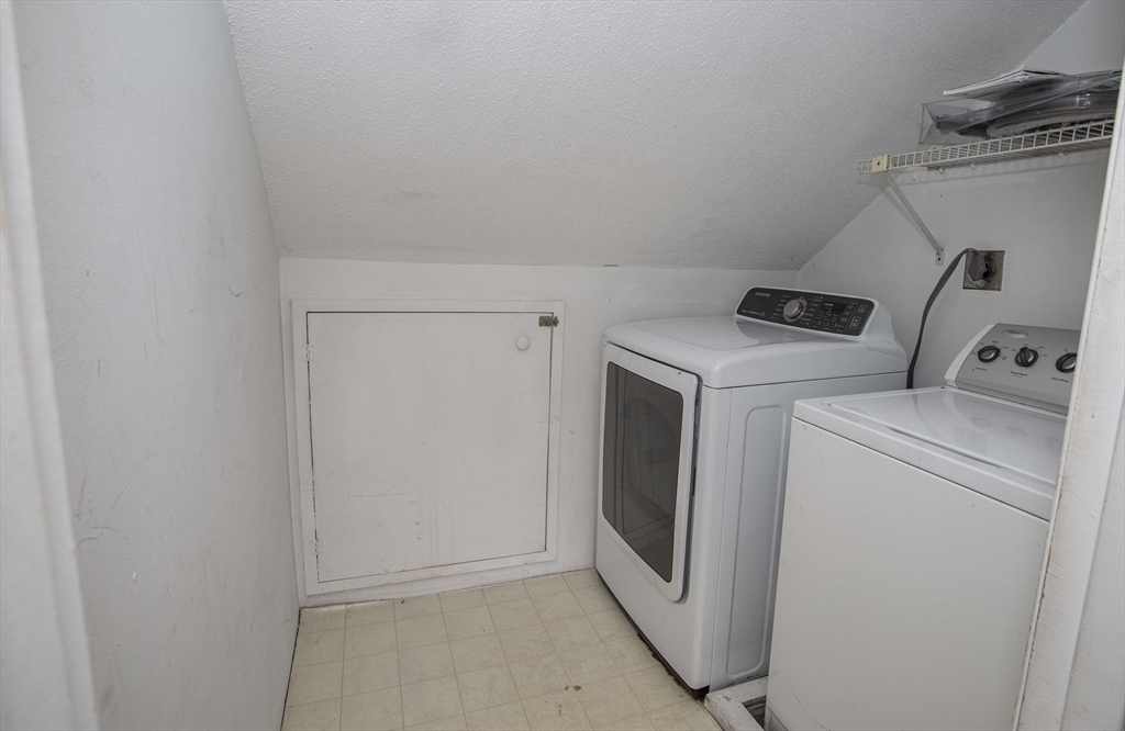 119 Tall Oaks Drive # I
