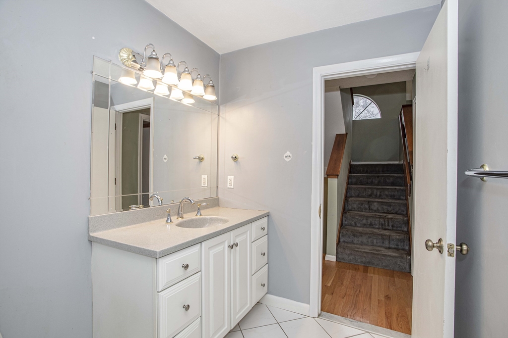119 Tall Oaks Drive # I