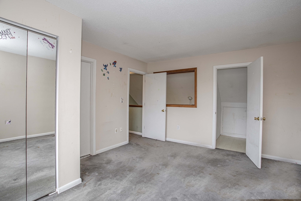 119 Tall Oaks Drive # I