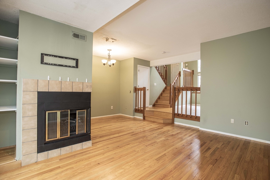 119 Tall Oaks Drive # I