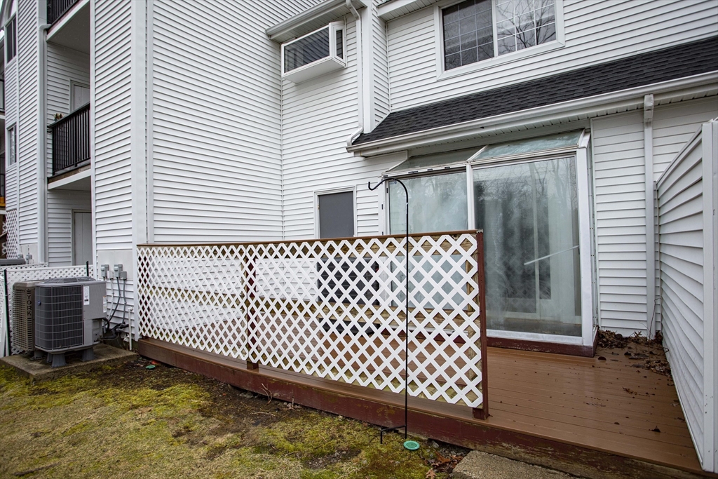 119 Tall Oaks Drive # I