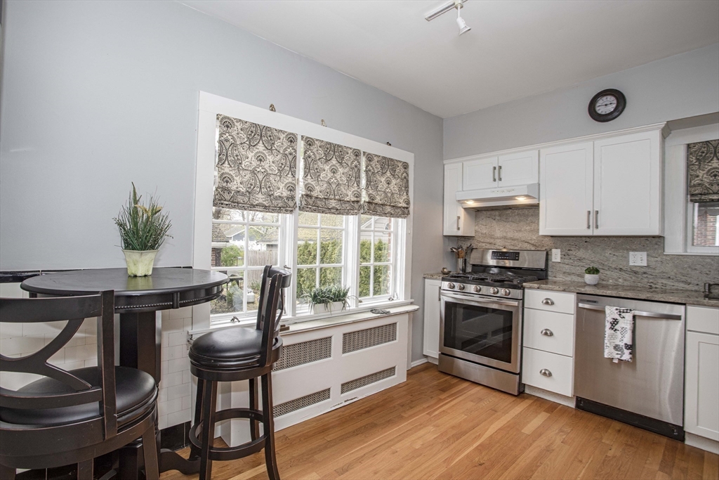 552 West Elm Street