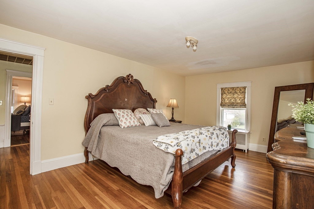 552 West Elm Street