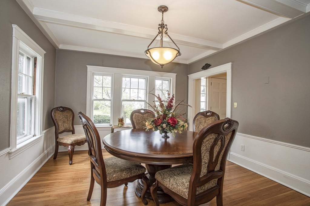 552 West Elm Street
