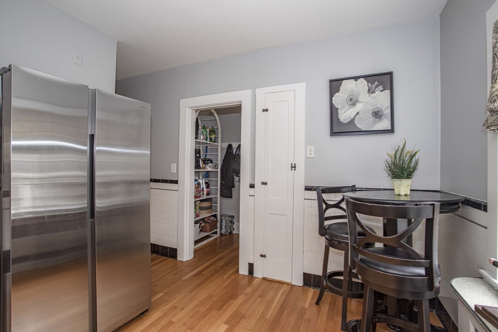 552 West Elm Street