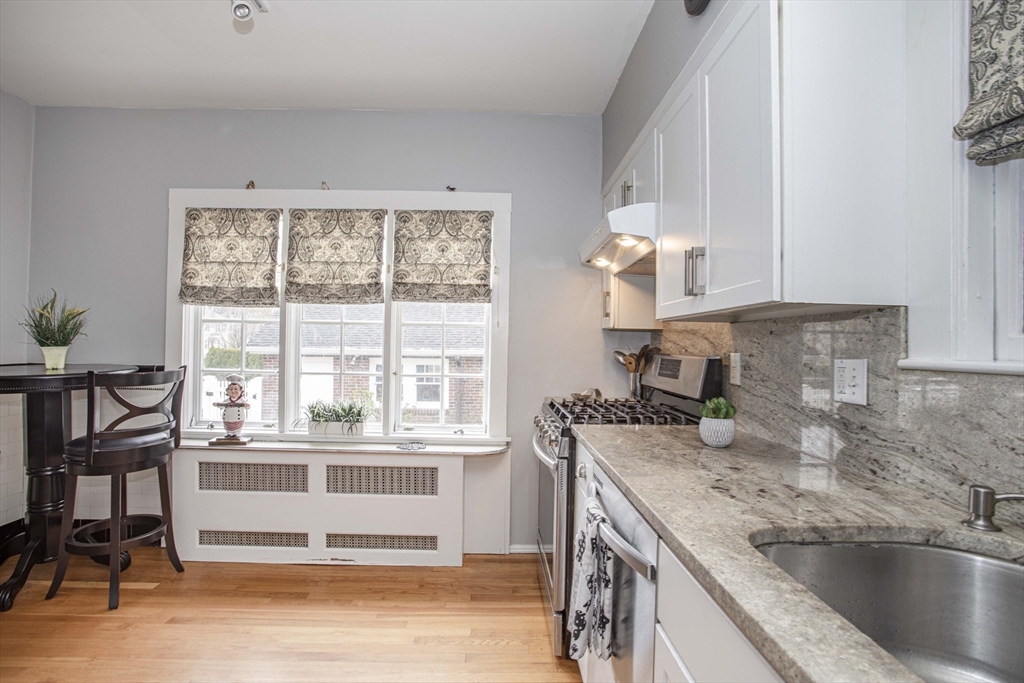 552 West Elm Street