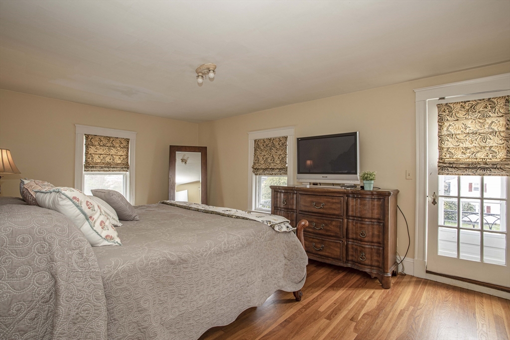 552 West Elm Street