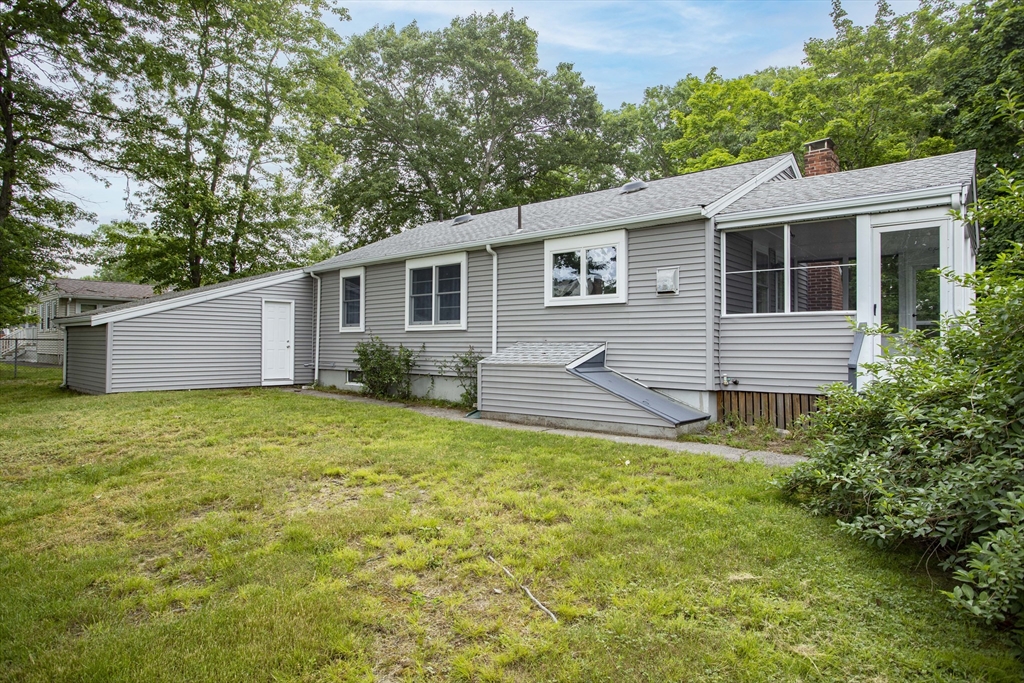 203 Falconer Ave