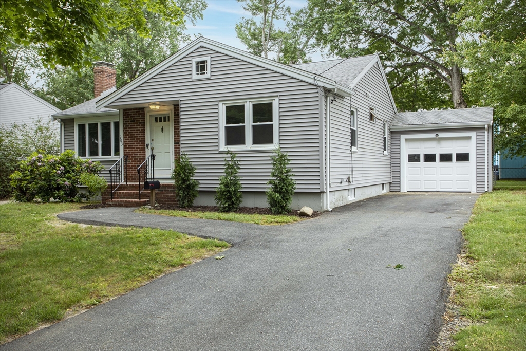 203 Falconer Ave