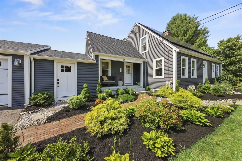37 Cedar Street