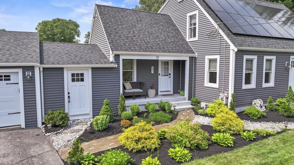37 Cedar Street