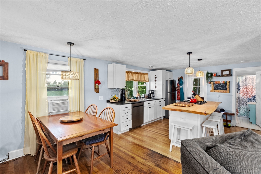 75 Standish Ave