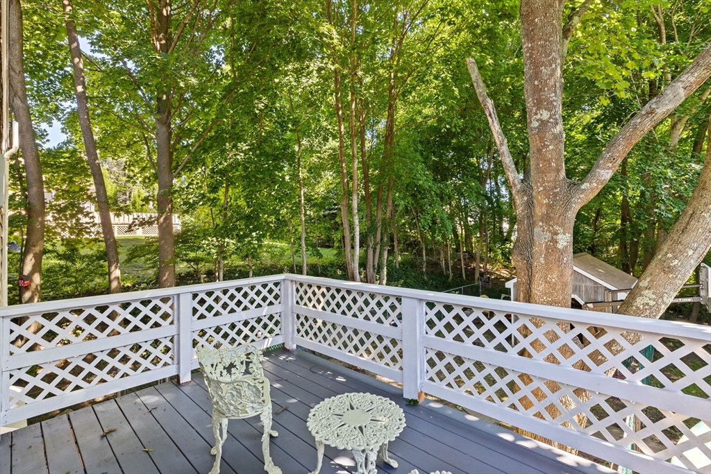 75 Standish Ave