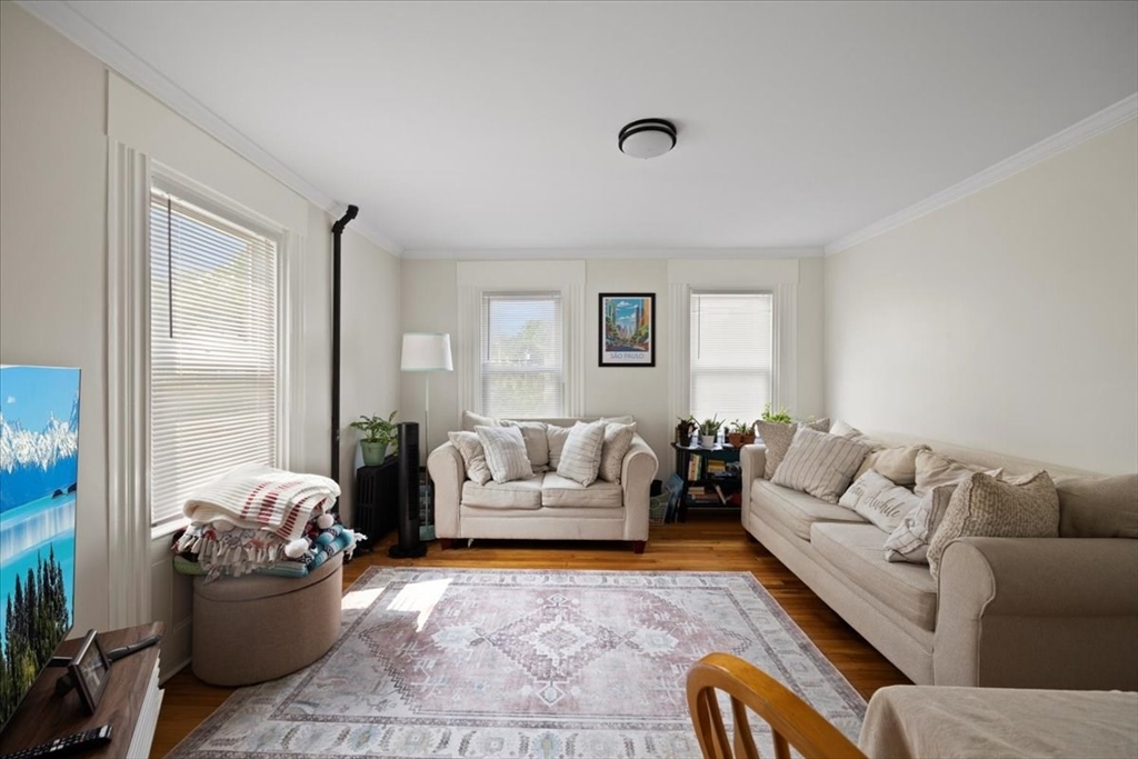 24 Linden St