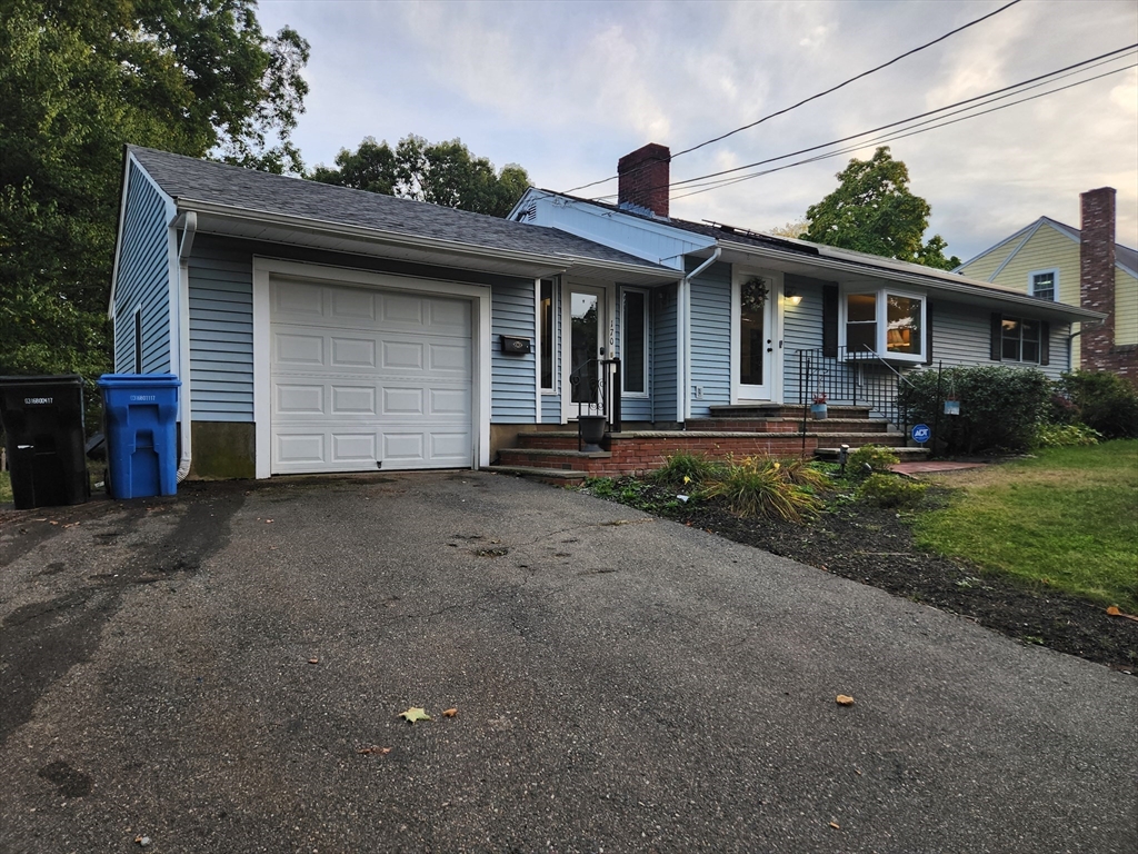 170 Forest St