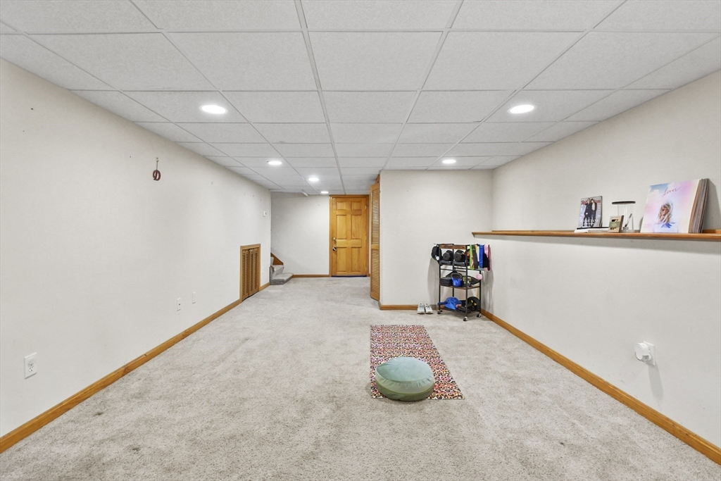 15 Colleen Drive