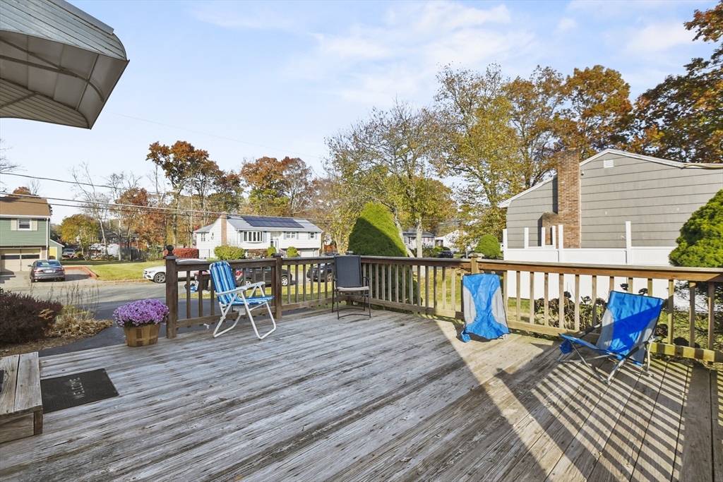 15 Colleen Drive