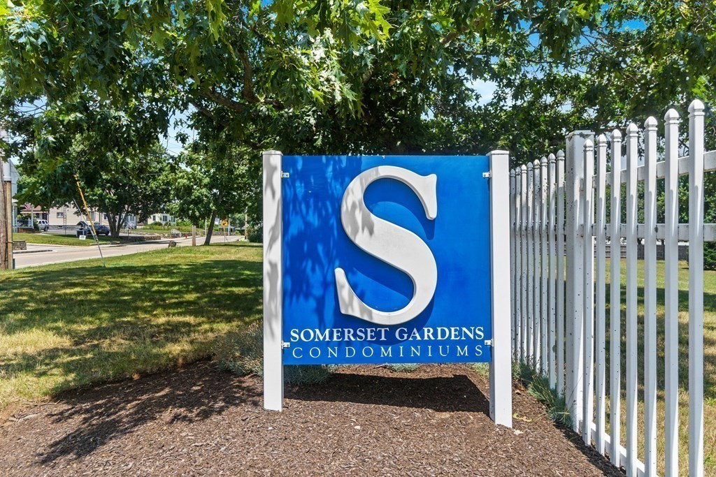 450 Somerset Ave # 4 Unit: 4-4
