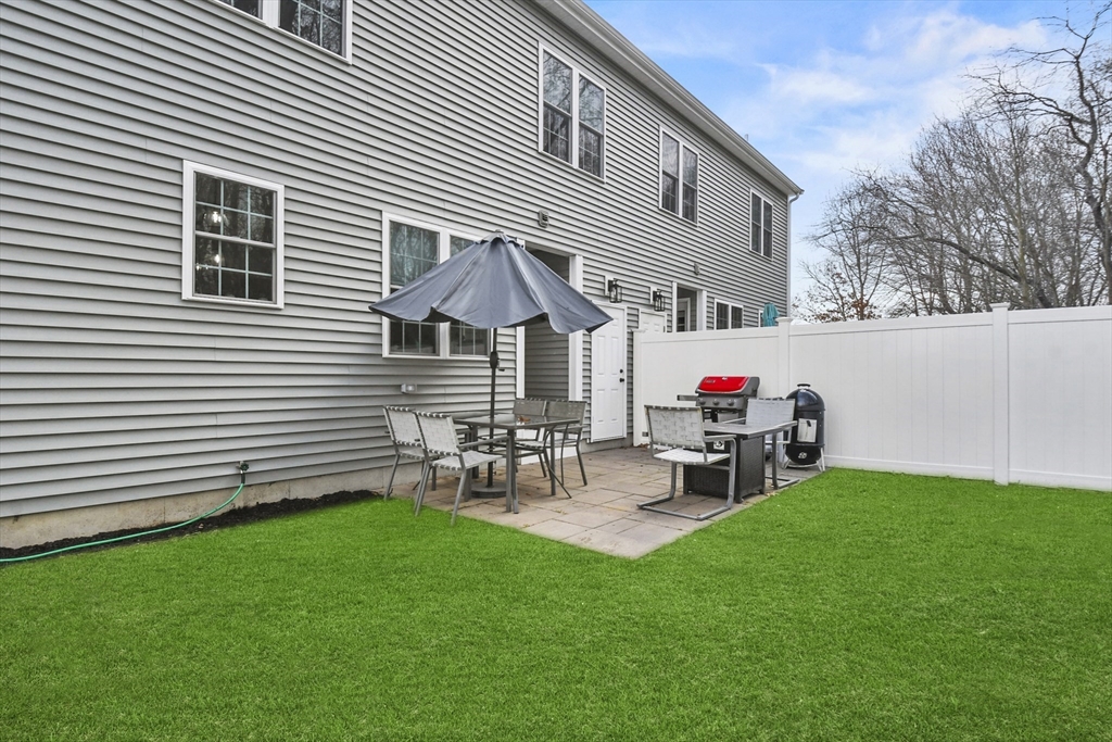 32 Oak Meadow Place # 32