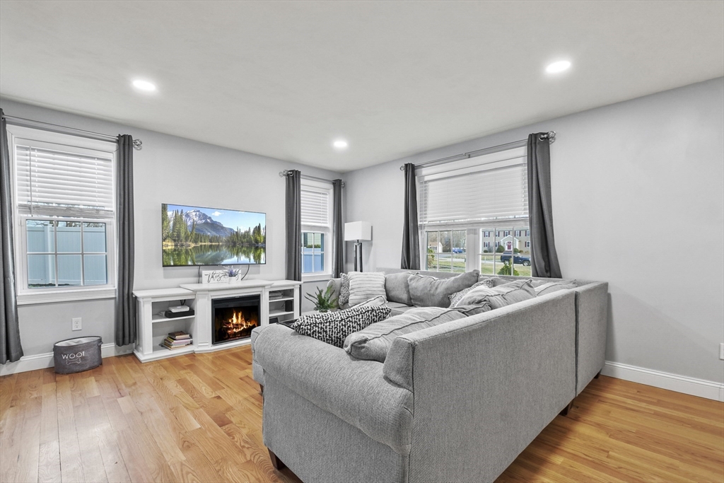 32 Oak Meadow Place # 32