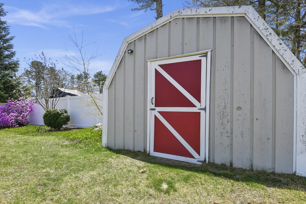 16 Paul Avenue