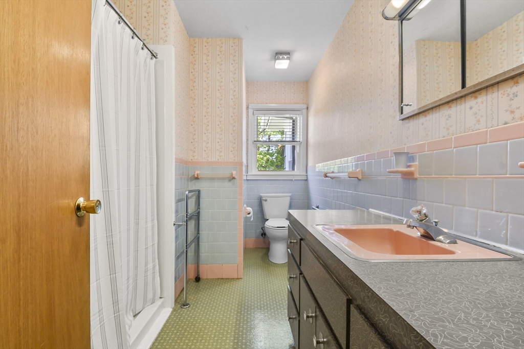 16 Chilton Rd
