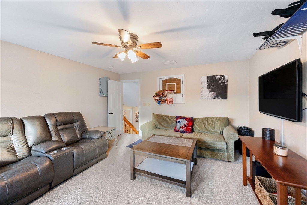 84 Willow Pond Dr # 84