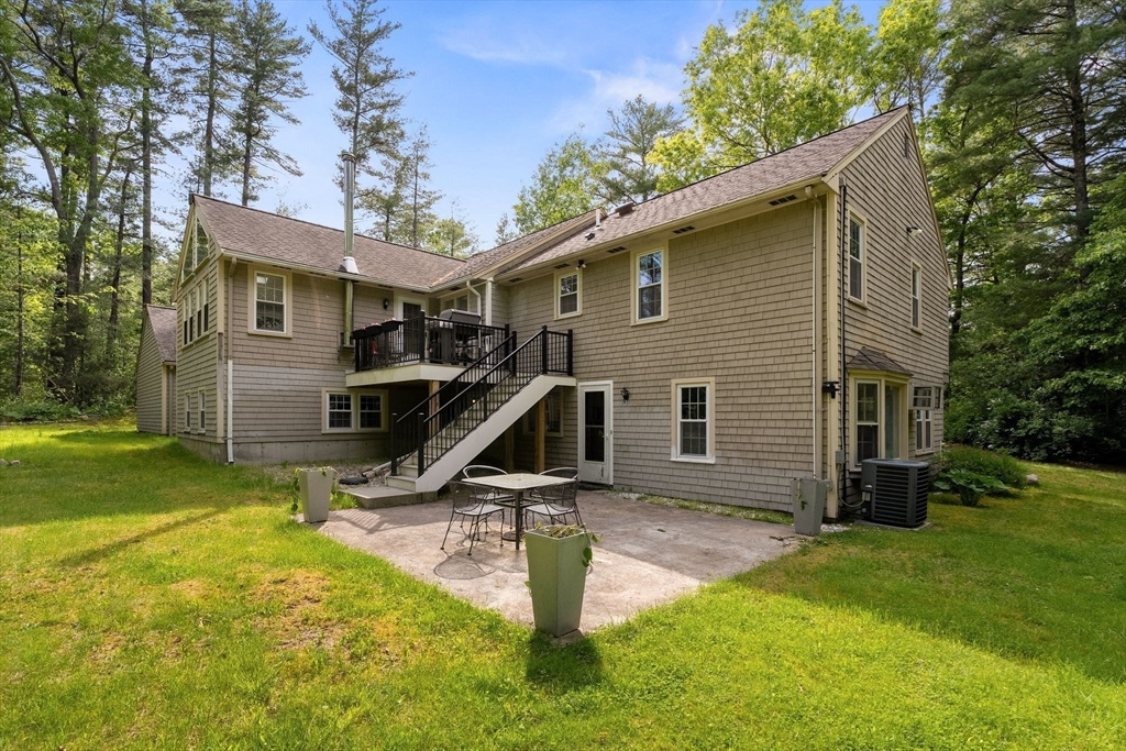 18 Arend Cir