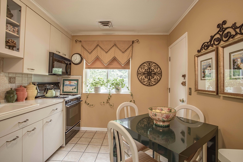 25 Bayberry Drive # 3