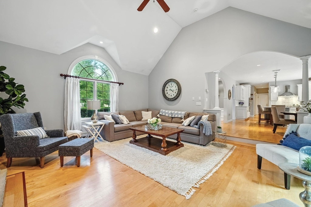 51 Stonegate Dr