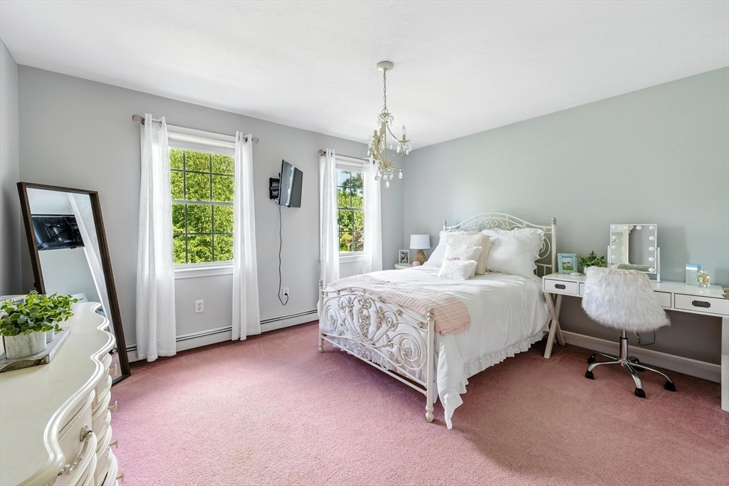 51 Stonegate Dr