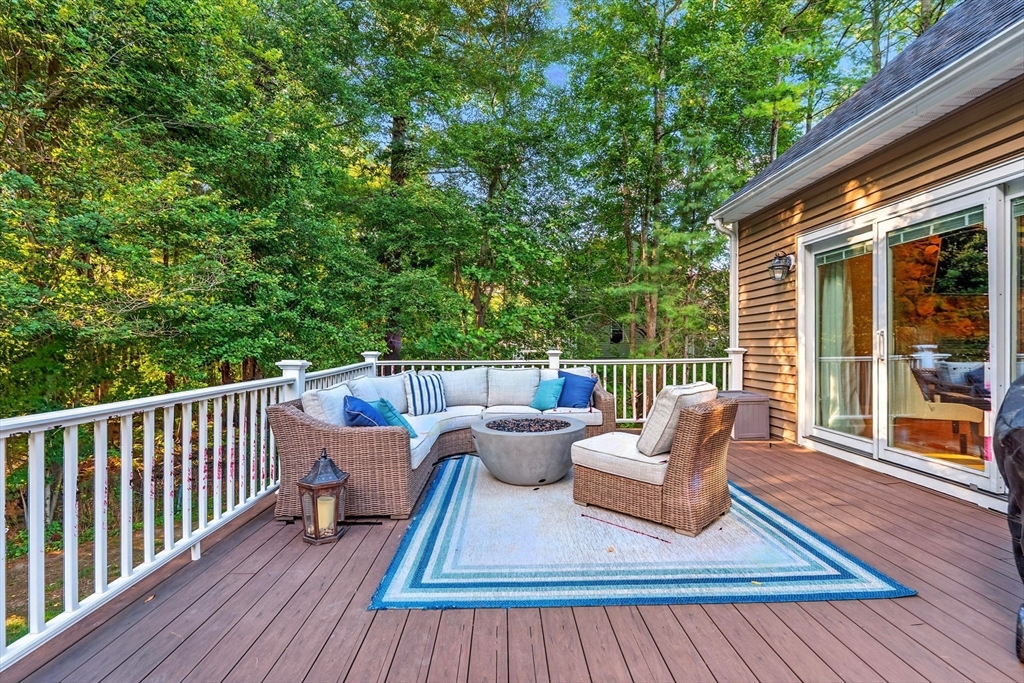 51 Stonegate Dr